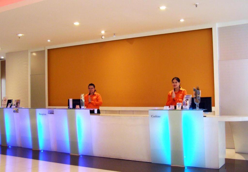 Iyarin@Tuk Chang Ratchayothin Hotel Bangkok Esterno foto